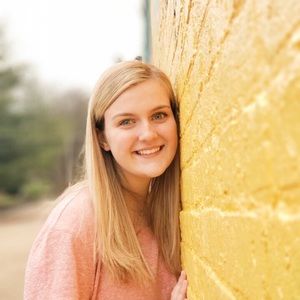 Meet your Posher, Makayla